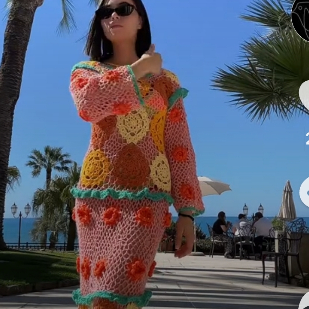 CeliaB Crochet Maxi Dress - Picture 4 of 16